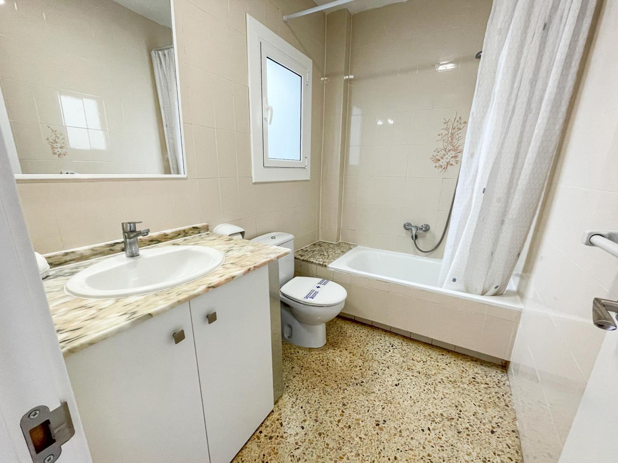 Apartament Escor 3000 *